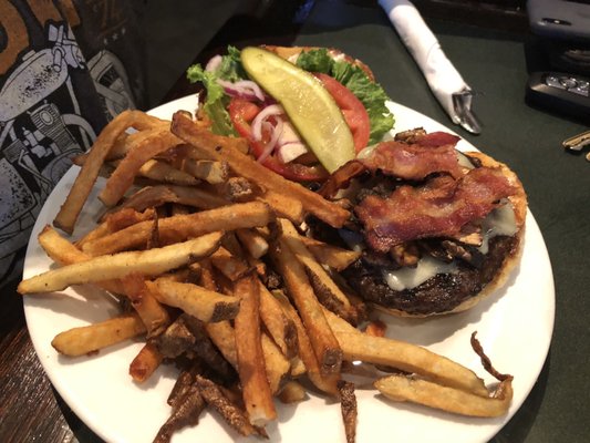 Oliver Street Bar & Grill by null