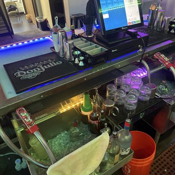 Gaslamp Bartending School - A glimpse behind the bar - Bartending Schools Near Me - San Diego, California Gaslamp Bartending School - A glimpse behind the bar - Bartending Schools Near Me - San Diego, California