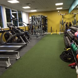 Todos Dance & Fitness Studio - Fitness Room at Todos Dance & Fitness