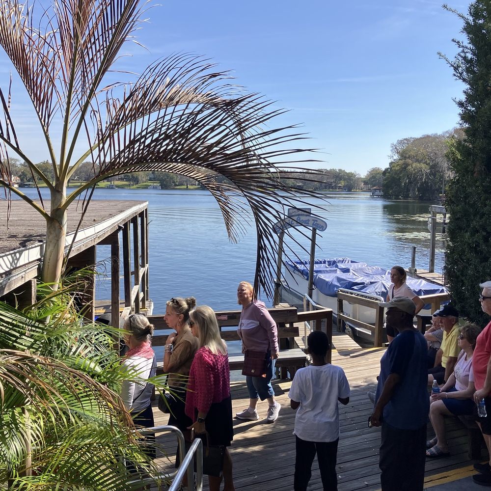 Scenic Boat Tour - Boat Tours Near Me - Winter Park, Florida Scenic Boat Tour - Boat Tours Near Me - Winter Park, Florida