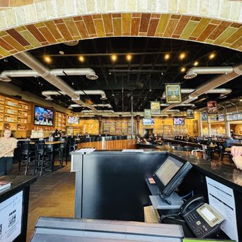 BJ's Restaurant & Brewhouse - Inside - Breweries Near Me - Carlsbad, California