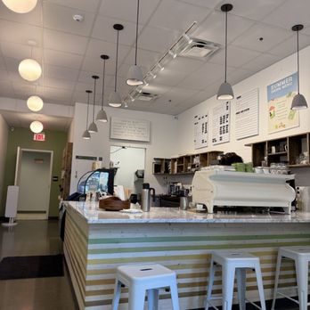 Convive Coffee - Bar seating - Breakfast & Brunch Near Me - Pittsburgh, Pennsylvania