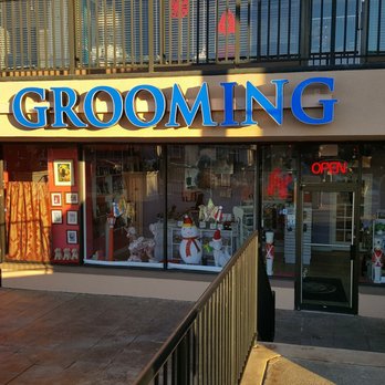 Spotted Paw Shop - New Storefront Location - Dec 2016 - Pet Groomers Near Me - Wheaton, Illinois Spotted Paw Shop - New Storefront Location - Dec 2016 - Pet Groomers Near Me - Wheaton, Illinois