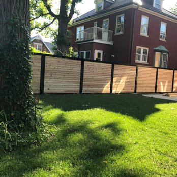 Dante's Native Landscape Services - Cedar fence - Landscaping Near Me Dante's Native Landscape Services - Cedar fence - Landscaping Near Me