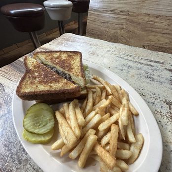 Johnnie's Grill - Big Boy - Steakhouses Near Me - Melrose Park, Illinois