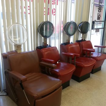 Angela's Beauty Salon - Beauty & Spas Near Me - Honolulu, Hawaii Angela's Beauty Salon - Beauty & Spas Near Me - Honolulu, Hawaii