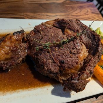 The Yard Haledon - Prime Rib - Sports Bars Near Me - Haledon, New Jersey