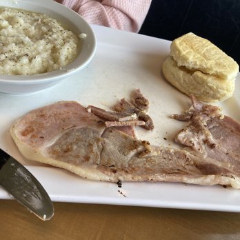 The Dunes Restaurant - Country ham that tastes like eggs because it's cooked on the same grill. - Seafood Near Me - Nags Head, North Carolina