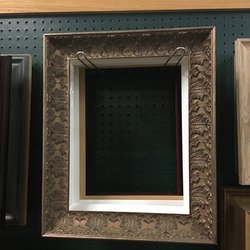 L A Frames