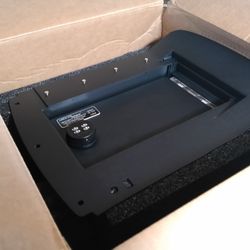 Well packaged, foam all around and on top. No chance of damage, very nice.