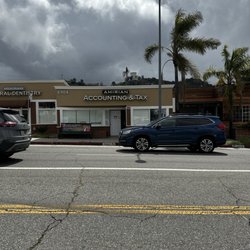 Amirian Accounting & Tax - Front entrance to business
