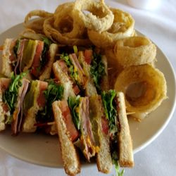Oak Knoll Country Club