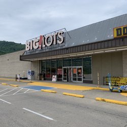 Big Lots - Entrance