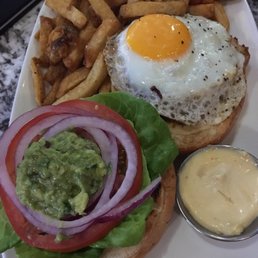 Veggie burger w/ egg and jalapeño guac Veggie burger w/ egg and jalapeño guac
