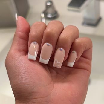 World Nails At Tustin - Nails - Nail Salons Near Me - Orange, California