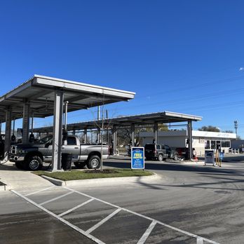 WhiteWater Express Car Wash - Car Wash Near Me - Lockhart, Texas WhiteWater Express Car Wash - Car Wash Near Me - Lockhart, Texas