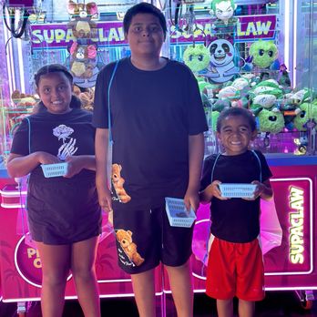 Supa Claw - Supa Claw was definitely a fun time! - Arcades Near Me - Henderson, Nevada