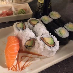 Some vegetarian options (as well as my dad's raw salmon roll)