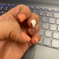 Le Nails