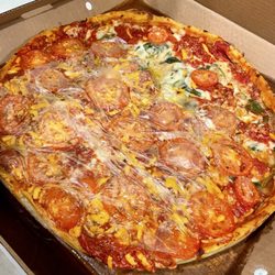 Lou Malnati's Pizzeria - Large deep dish The Lou