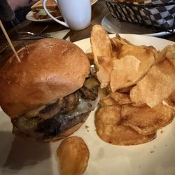 Oliver’s Pub & Grill - The hamburger was excellent, and the homemade potato chips were great