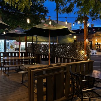 Taqueria Cuernavaca Express - Great outdoor dining - Mexican Near Me - Ventura, California Taqueria Cuernavaca Express - Great outdoor dining - Mexican Near Me - Ventura, California