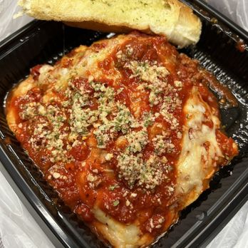 Valentino's - Lasagna - Italian Near Me - Fresno, California Valentino's - Lasagna - Italian Near Me - Fresno, California