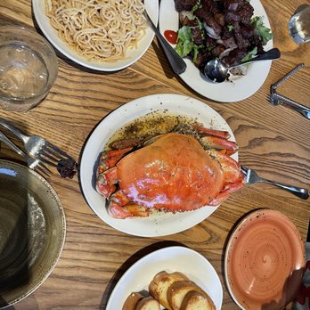 Thanh Long - Garlic Noodles Shaken Beef Roast Crab Garlic Toast - Seafood Near Me - San Francisco, California