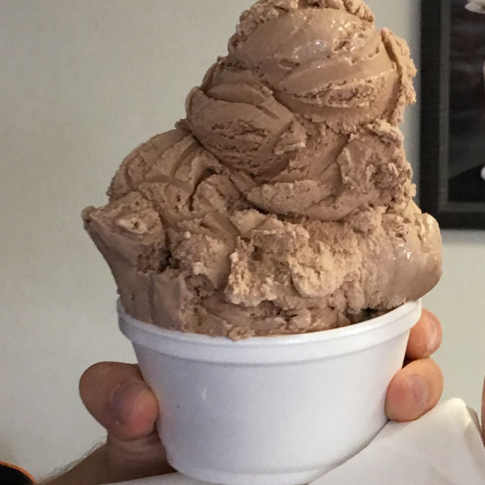 Medium-sized chocolate in a cup