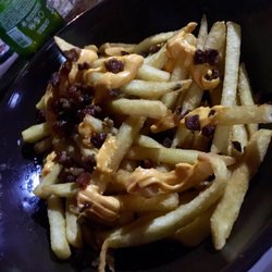 Habib's - Cheddar Bacon Fries