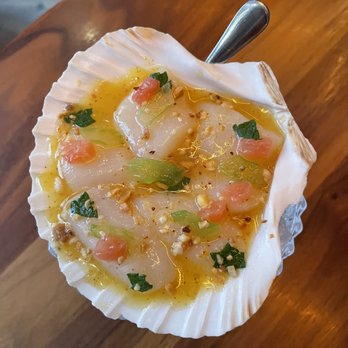 Alobar Yorkville - Hokkaido Scallops - Bars Near Me - Toronto, Ontario