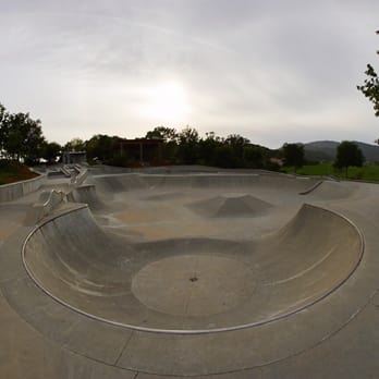 McInnis County Park Skatepark - Good park with lots to ride, big bowls, rails, ledges - Skate Parks Near Me - San Rafael, California McInnis County Park Skatepark - Good park with lots to ride, big bowls, rails, ledges - Skate Parks Near Me - San Rafael, California