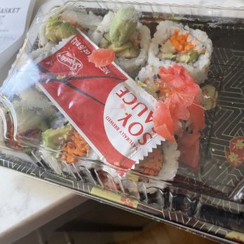 Market Basket - Mushed sushi - Grocery Near Me - Salem, New Hampshire