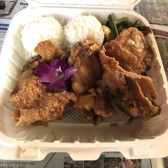 Guieb Cafe - They do chicken right - New American Near Me - Honolulu, Hawaii