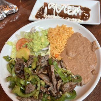 Mezcal & Salt - Beef Fajita lunch special with one chicken mole enchilada - Mexican Near Me - Austin, Texas Mezcal & Salt - Beef Fajita lunch special with one chicken mole enchilada - Mexican Near Me - Austin, Texas