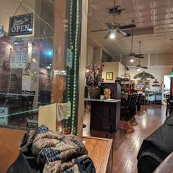 Sonora Thai Cuisine - Looking inside. Friday night 2/9/24