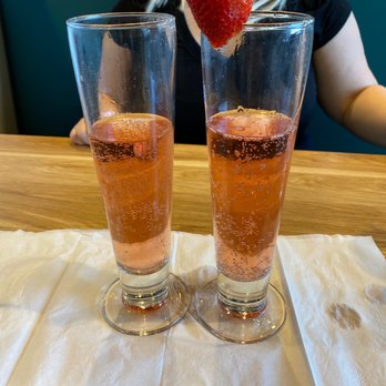 Broken Yolk Cafe - Mimosas - American Near Me - Glendora, California Broken Yolk Cafe - Mimosas - American Near Me - Glendora, California