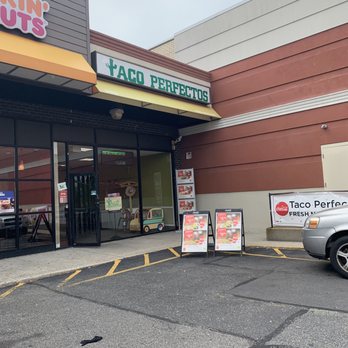 Taco perfectos - Store front - Mexican Near Me - Levittown, New York