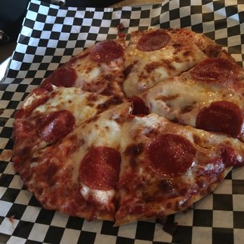 Bee's Knees Brewing - Pizza Near Me - Versailles, Missouri Bee's Knees Brewing - Pizza Near Me - Versailles, Missouri
