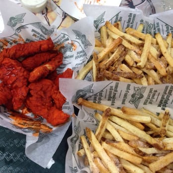 Wingstop - Chicken Wings Near Me - Eastvale, California