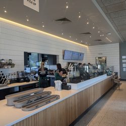 Starbucks - Super neat counter area.