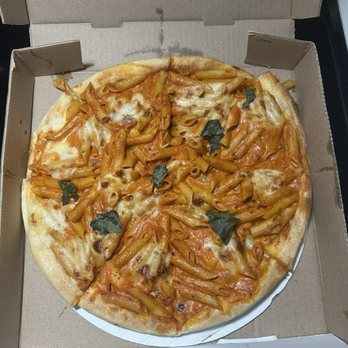 Andy's Italian Kitchen - Penne vodka pizza - Italian Near Me - Simsbury, Connecticut Andy's Italian Kitchen - Penne vodka pizza - Italian Near Me - Simsbury, Connecticut