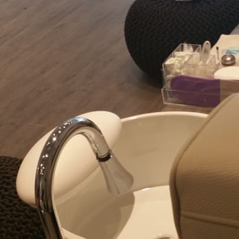 Luv Nail Shop - The foot soaking basin - Nail Salons Near Me - Miami, Florida Luv Nail Shop - The foot soaking basin - Nail Salons Near Me - Miami, Florida