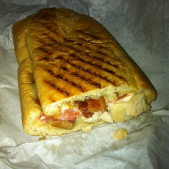 Le Diplomate Cafe - Bakeries Near Me - Irvine, California