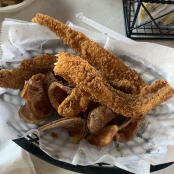 Mama G’s Kitchen - Fish and chips. Liked the chips more than the fish. Seemed they airfried the chips. - Soul Food Near Me - Springfield, Missouri Mama G’s Kitchen - Fish and chips. Liked the chips more than the fish. Seemed they airfried the chips. - Soul Food Near Me - Springfield, Missouri