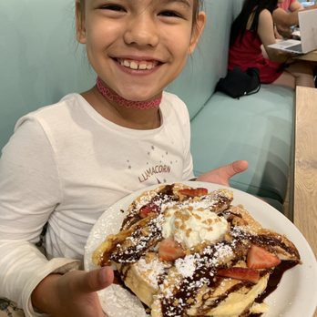 Aloha Kitchen - banana and strawberry Souffle Pancakes - Breakfast & Brunch Near Me - Honolulu, Hawaii Aloha Kitchen - banana and strawberry Souffle Pancakes - Breakfast & Brunch Near Me - Honolulu, Hawaii