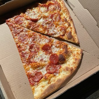 Vinnie Van Go-Go's - Pepperoni by the Slice - Pizza Near Me - Savannah, Georgia Vinnie Van Go-Go's - Pepperoni by the Slice - Pizza Near Me - Savannah, Georgia