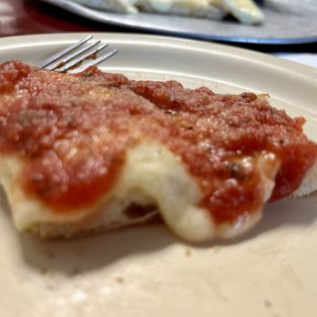 Antonio's - Cheesy bread with marinara - Italian Near Me - East Palatka, Florida Antonio's - Cheesy bread with marinara - Italian Near Me - East Palatka, Florida