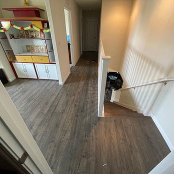 Suazo Floor Cover - a view of a hallway - Flooring Near Me Suazo Floor Cover - a view of a hallway - Flooring Near Me
