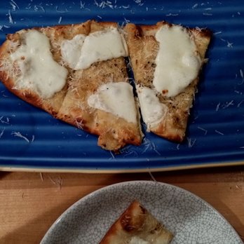 Goose120 - Cacio E Pepe Flatbread - Italian Near Me - Omaha, Nebraska
